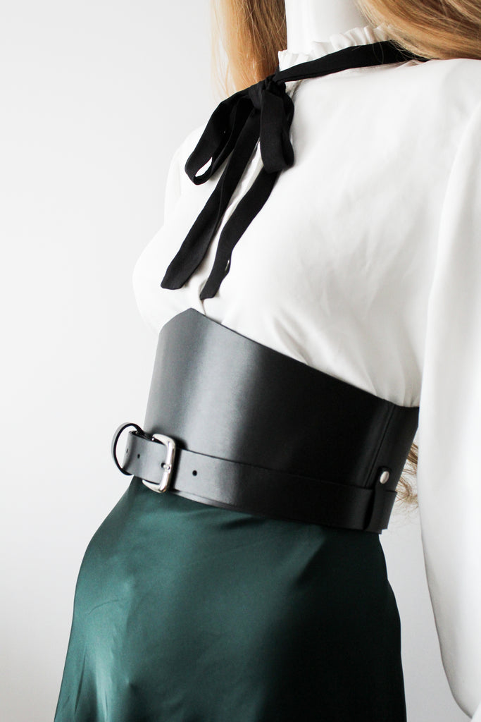 Aphrodite leather underbust corset belt